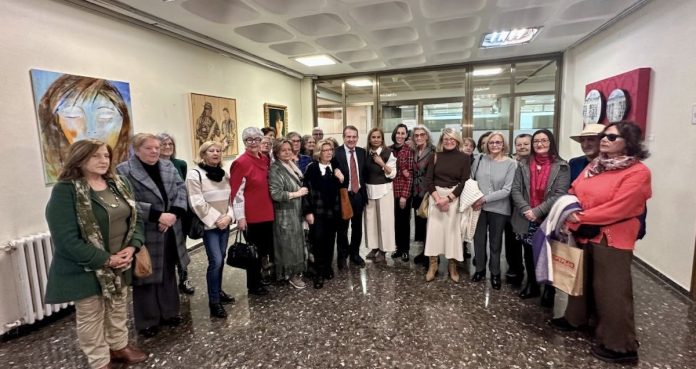 mulleres que pintan-vigo