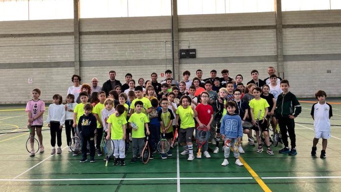 torneo benéfico tenis Tomiño