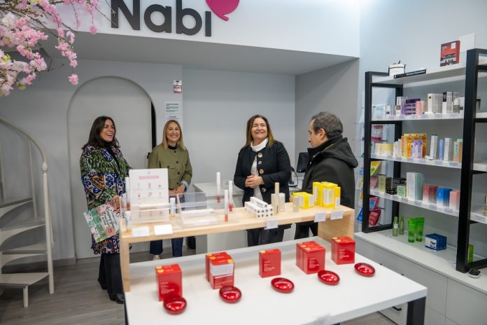 Una nueva campaña del Día da Nai en la zona Náutico de Vigo anima a comprar en el comercio local
