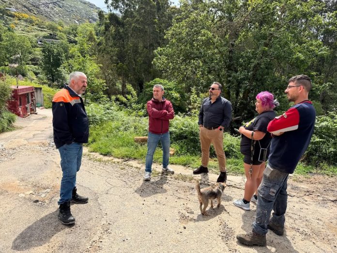 El alcalde supervisa la evolución de la II fase de las obras en las carreteras de Brandufe