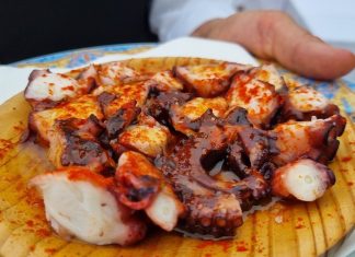 San Caetano en Paramos con música, Misas y pulpo á feira