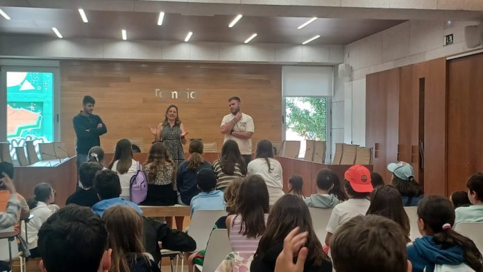 Alumnado de Ames visita a Eurocidade Cerveira-Tomiño 01
