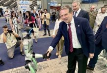 Caballero destaca la dimensión tecnológica de Vigo en la «Feria Internacional Mindtech»