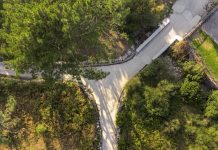 La adecuación del entorno del río Vilar en Oia, finalista en los premios FAD de arquitectura