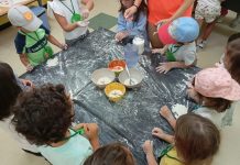 Juegos, talleres, deporte y naturaleza en el campamento de verano de A Guarda