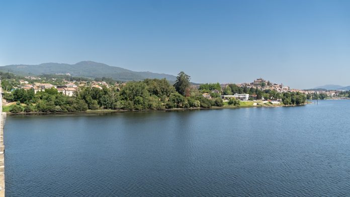 Panorámica Tui