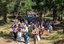 Decenas de personas celebran la Romería das Angustias en Tui