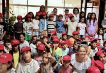 El alcalde anima a los niños saharauis a disfrutar de unas “Vacacións en Paz”