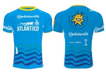 Presentan la camiseta solidaria de la 15K del Atlántico