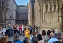 Más de un centenar de personas descubrió la escultura gótica y románica de la Catedral de Tui
