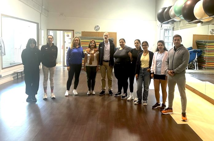 curso de defensa personal femenina baiona25