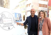 O Porriño presenta su primer cuño turístico que rinde homenaje a Antonio Palacios