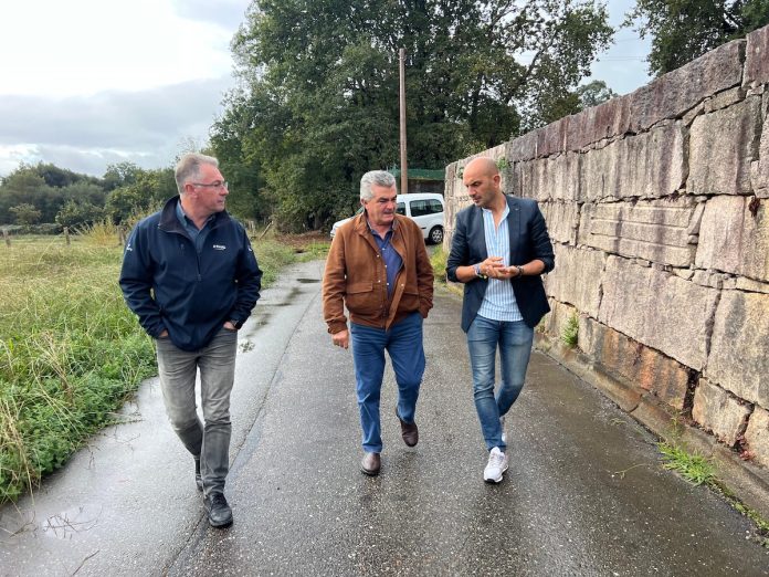 Alejandro Lorenzo-pavimentación camiños