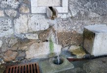 Cinco fuentes públicas de Oia no son aptas para el consumo humano