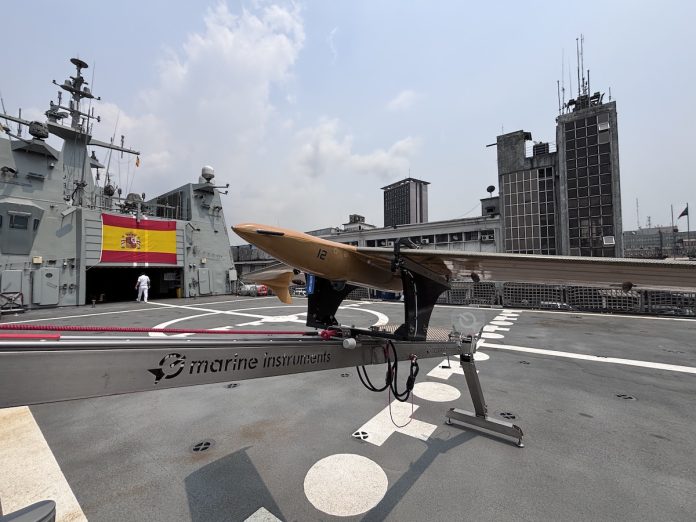 M5D-Airfox en el sistema de de spegue en el BAM Relámpago