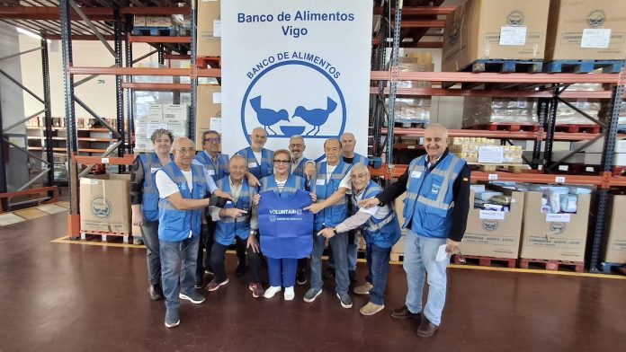 marea azul animando a hacerse voluntari@