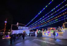La casa de las 325.000 luces LED de Camposancos