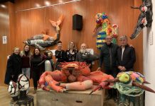 Nigrán inaugura la exposición “Son das Crebas”, creada con animales marinos hechos a partir de residuos