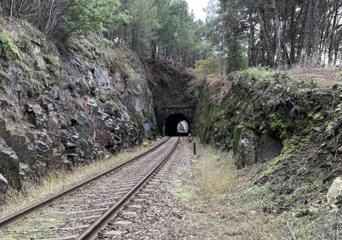 tramo ferroviario Redondela- Bifurcación Arcade