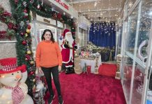 La bocatería O Bocadiño ilumina la Navidad en Mos con más de 500.000 luces LED