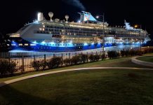 El Puerto de Vigo recibe al crucero “Marella Discovery” para un embarque histórico