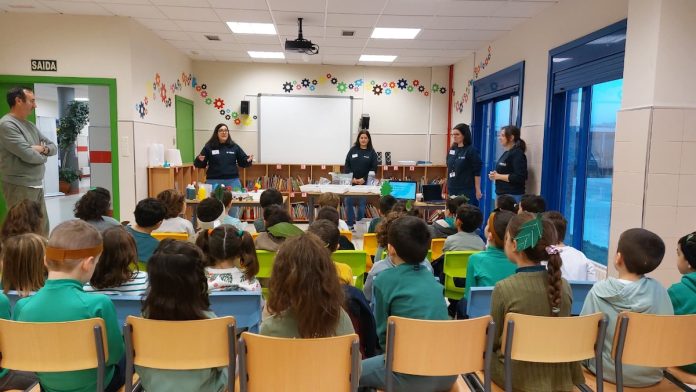 AIMEN O Porrino día de la mujer y la niña en la ciencia