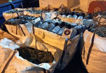 Gardacostas incauta más de 500 cacharos ilegales frente a la costa de A Guarda
