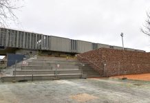 Vigo culmina la reforma del parque Nelson Mandela en Navia