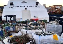 Retiradas 635 artes ilegales y devueltos al mar 84 kilos de pulpo en A Guarda