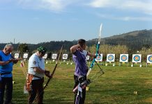 El Club Arco Trasno compite en Redondela en la primera jornada de la Liga Gallega al aire libre