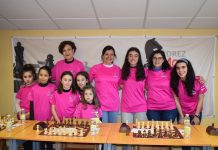 El Concello reconoce el talento femenino del Club Xadrez Mos