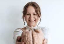 La doctora y escritora Noelia Samartín presentará su libro Has venido a vivir en Librería Atlántica