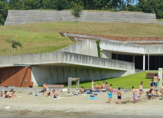 Tomiño oferta dos plazas de socorrista para la playa fluvial de Goián este verano