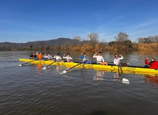 El Club Remo Tui lanza una campaña de crowdfunding para llevar a 27 deportistas a competiciones nacionales