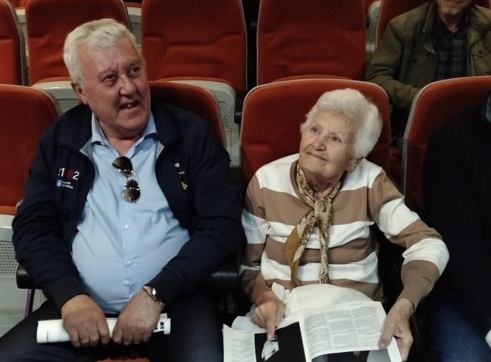 Berto Pirata e María Salinas o balueiro