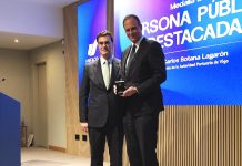 Carlos Botana recibe la Medalla de ANFACO por su impulso a la economía azul