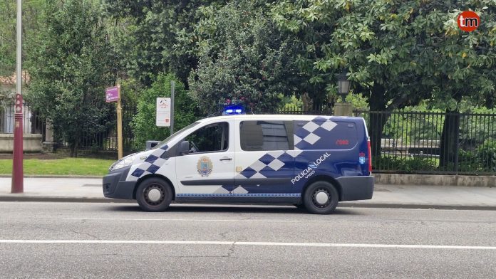 coche poli local vigo
