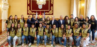 El Guardés recibe el homenaje de la Xunta tras conquistar la EHF European Cup