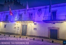 Baiona se ilumina de morado para dar visibilidad a la fibromialgia