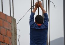 El PP de Tui propone rebajar un 25% el impuesto de obras para facilitar la construcción de viviendas