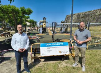 El parque infantil de A Palma reabre completamente renovado para el disfrute de las familias