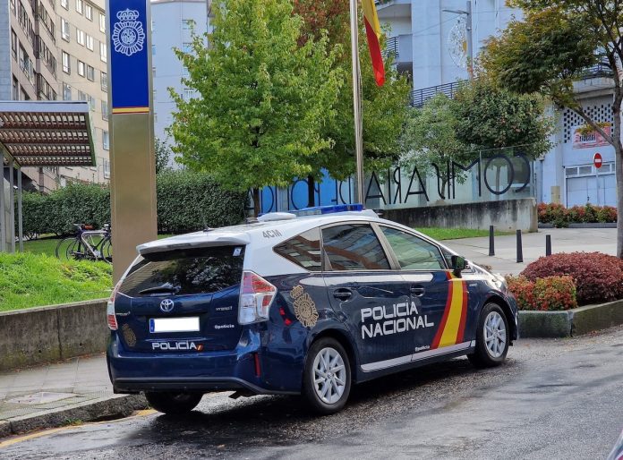VEHÍCULO POLICIAL