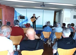 “Música e Palabras” cierra la temporada en Camposancos con una emotiva velada cultural