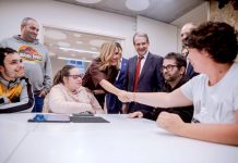 El Concello refuerza su apoyo a Érguete y Down Vigo con nuevos convenios