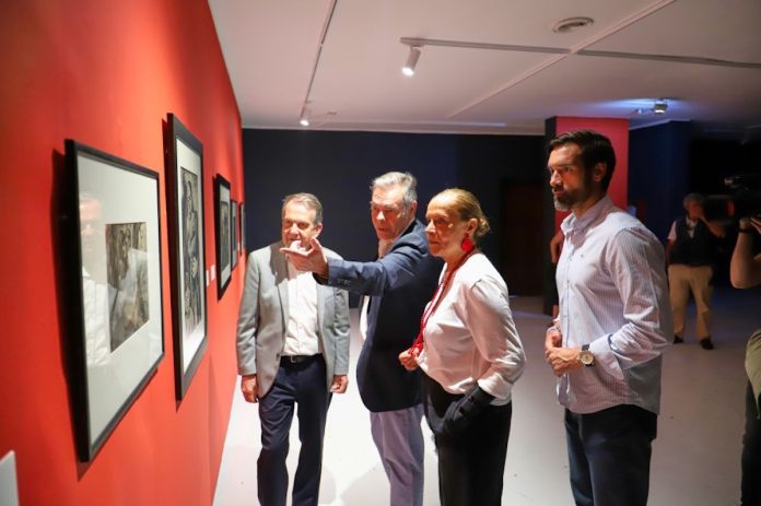 exposición Laxeiro