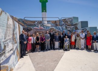 Baiona inaugura en A Doca el mural artístico más grande de España