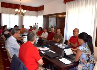 Mos y UFD analizan con los vecinos las incidencias en la red eléctrica de varias parroquias
