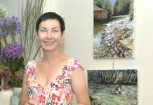 O Rosal acoge una exposición de pintura al óleo de Natalia Golo inspirada en la naturaleza y el color