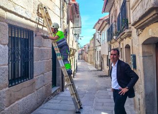 Tui avanza en la retirada del cableado de cobre obsoleto para mejorar la imagen urbana