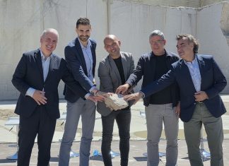 O Porriño promueve la proyección internacional del sector del granito con un stand gratuito en Stonegal